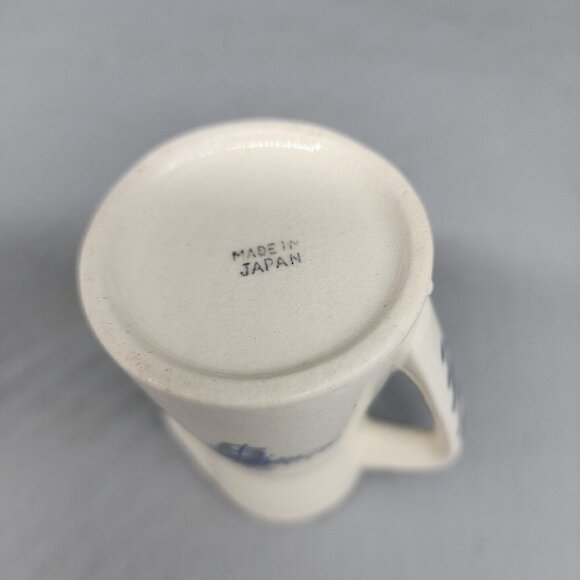 Creamer Mini Pitcher Blue White Windmill Porcelain Japan - Picture 6 of 7